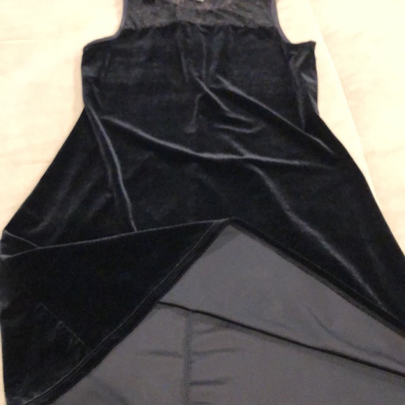 My Michelle stretch Lace/Velvet Dress - Med - Picture 8 of 8